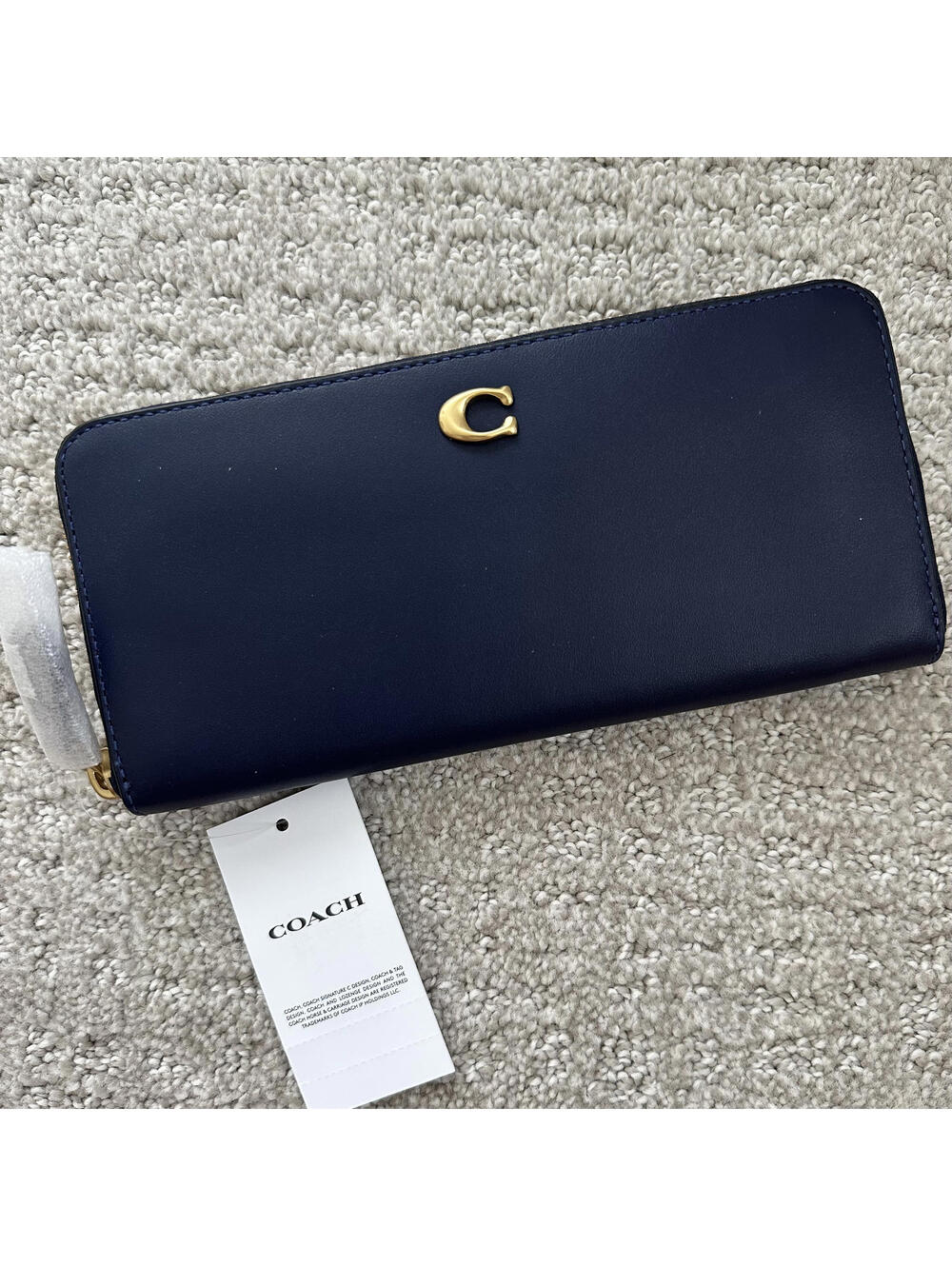 Coach Essential Calf Leather Slim Accordion Zip Wallet DARK NAVY - Picture 2 of 8